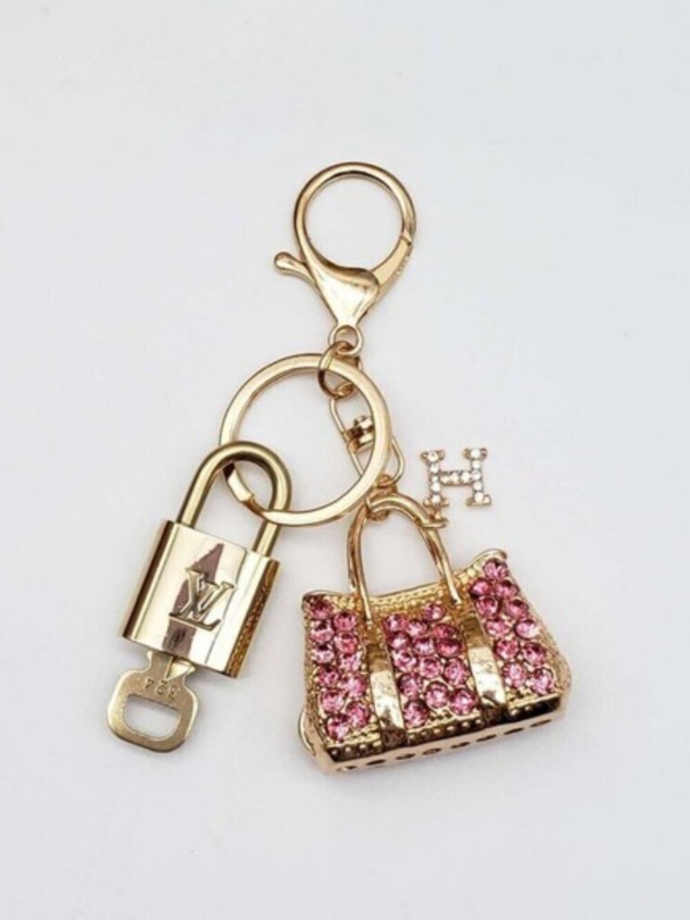 Authentic Louis Vuitton Gold Padlocak 🔒 Key Set w/ Unbranded Bag Charm - Picture 2 of 8
